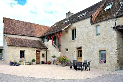 Image de Piscine Couverte Et Chauffee D'Avril A Octobre- Charme Et Confort