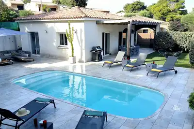 Image de Villa 3 chambres - moderne - climatisée avec Piscine