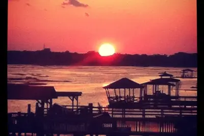 Image de Couchers de soleil incroyables sur Back Bay