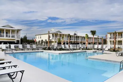 Image de Détendez-vous près de la plage - Maison de ville moderne