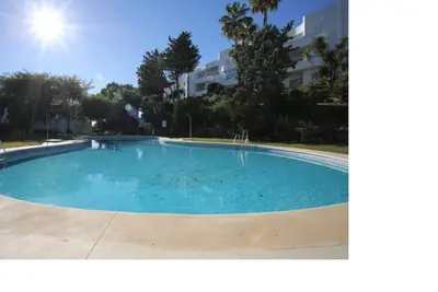 Image de Bel appartement. Très proche de Estepona Golf. Une vue imprenable et si paisible.
