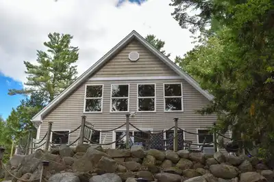 Image de Nouvelle construction sur le lac Green. . . entre Bangor et le parc national d'Acadia