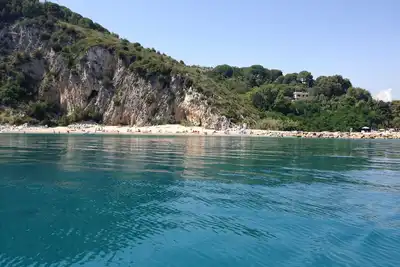 Image de Les amis; maison pas loin de la mer
