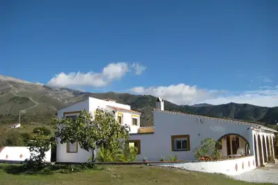 Grande villa andalouse avec piscine, vue imprenable et la vie privée