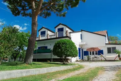 Image de Villa Entre La Cote Amalfitaine Et La Cote Cilentana près de Salerno