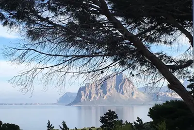 Villa avec piscine privée et vue sur la mer incroyable