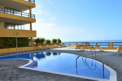 Image de En PREMIÈRE Ligne De La Mer, Avec Piscine CLIMATISÉE, Solarium PRIVÉ et WiFi - 30