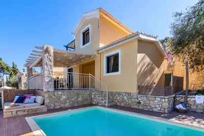 Image de Villa de luxe avec piscine privée à la plage de Monodendri