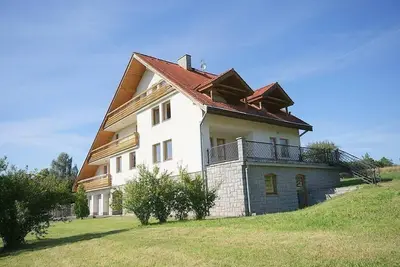 Image de Maison de vacances Sebestenice pour 8 - 20 personnes avec 8 chambres Ă coucher - Maison de vacances