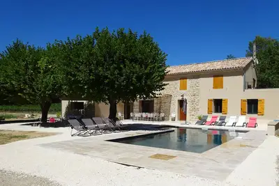 Image de Villa refaite à neuf avec piscine privée, en Provence, 14 personnes