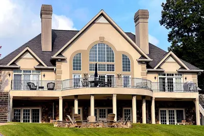 Image de Tour de luxe. Sml