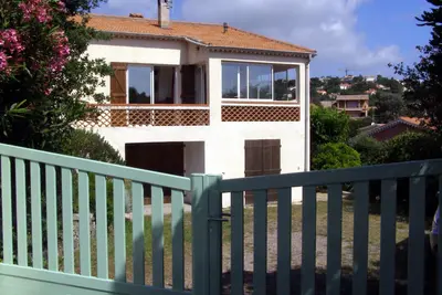 Image de St Aygulf - Appartement Dans Villa  Dominant La Baie De St RAPHAËL