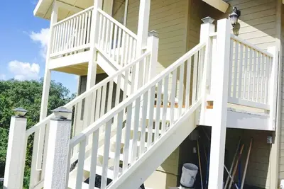 Image de Pristine Guest Flat niché dans la magnifique Forêt Elfin de San Diego