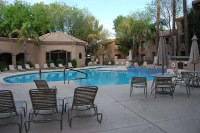 Image de Condo au premier étage dans un endroit souhaitable North Scottsdale