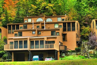 Image de Poconos! Wyndham Shawnee Village Entièrement meublé Condo Resort