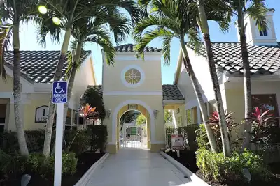 Image de Parfait pour la famille et les amis; Entièrement rénové, 2 Master Suites