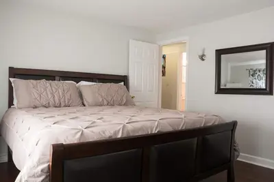Image de Beau, pratique, accès facile à New York, shopping, WiFi, parking gratuit