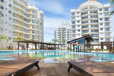 Image de 3 chambres - Nautilus Home club - beau lever de soleil et avec internet privé.