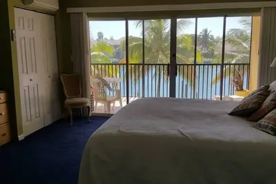 Waterfront Property 2 chambres 2. 5 salles de bain retraite d'hiver aux Bahamas