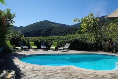 Image de Gite avec piscine privée et vue sur la montagne Sensational