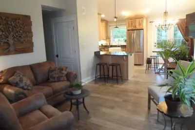 Image de ENTIÈREMENT MEUBLÉ. . . Proche Du Psu. . . Location Court Terme. . . SÉJOUR PROLONGÉ