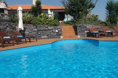 Banda do Sol Luxury Cottages - vue spectaculaire, piscine et terrasse privée