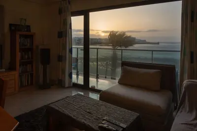 Appartement moderne bien équipé sur la plage de Arinaga