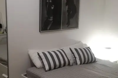 Image de Maison de vacances avec jardin et terrasse à quelques minutes en voiture de la mer. . .