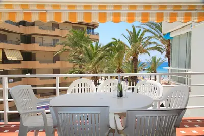 Beau duplex en bord de mer à Salou · Uhc Rubens 044