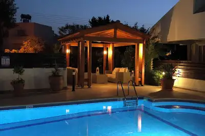 Image de Luxury 4 Bed villa large private pool. Majestic sea views & sea-scented air.