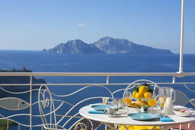 Image de Il Sogno di Lina - Maison de vacances neuve avec une vue spectaculaire sur Capri et Ischia