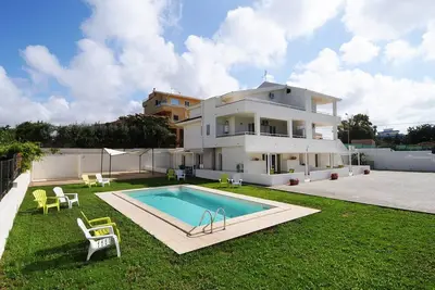 Image de Appartement Confortable Avec Piscine À Marina Di Ragusa