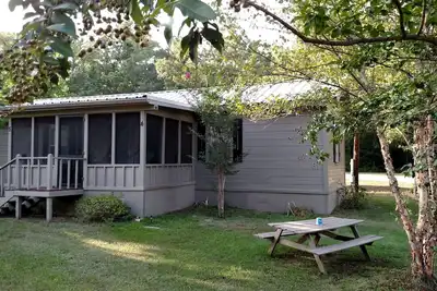 Image de Vous allez adorer cette cabane pittoresque sur le lac Sam Rayburn, Tx - # 4