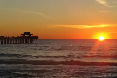 Image de Villa avec piscine idéalement située - à pied \/ à vélo de la plage privée, des magasins et du restaurant