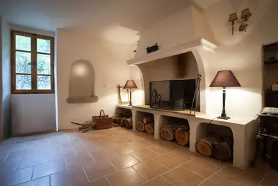 Image de Calme, Authenticite Dans Maison De Village Pour 4 Personnes