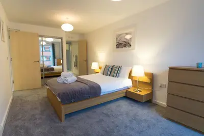 Image de Visites de la ville - Ryland Street