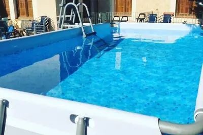 Image de Logement de San Pedro de Caldas Ă l'usage touristique pour 43 places.