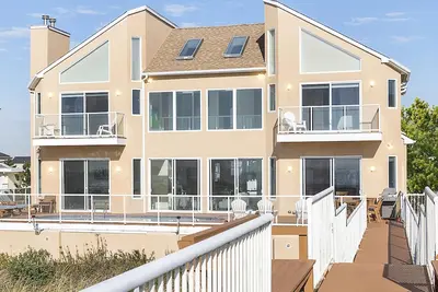 Image de 6br Maison de luxe avec piscine face à l'océan + Jacuzzi face à l'océan Appel Pour Un Special