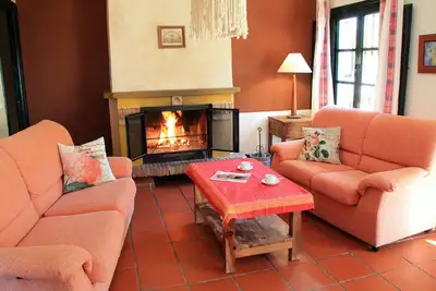 Image de Appartement rural Aptos. TurĂsticos Rurales Las Maravillas pour 5 personnes
