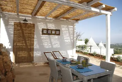 Image de Casa D'Estate : vue sur la mer et piscine à seulement 7 km des plages.