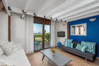 Image de studios Villa Mylos Athena - spacieux studio vue sur la mer à Rhodes - Ialysos