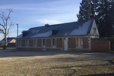 Image de Maison de caractère dans l'enceinte du château avec découverte des lamas