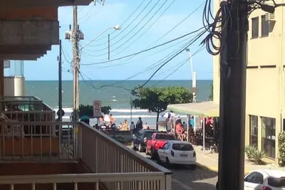 Image de A 40 mètres de la plage. Surplombant la mer. Excellent emplacement