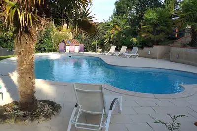 Image de Cottage in beautiful restored farmhouse, countryside. Pool, kitchen pro. . .
