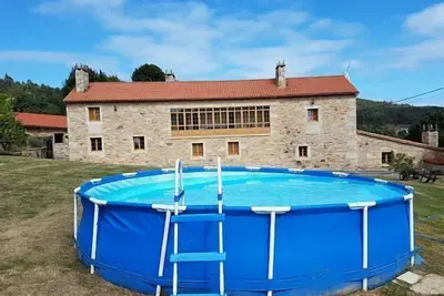 Image de Maison de village près des belles plages et de la ville de La Corogne et de Santiago