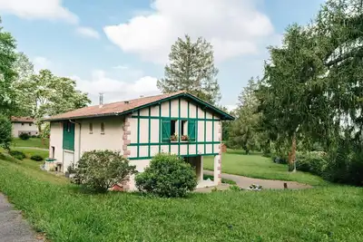 Image de Voir Promotion 2024! Domaine du Lac d Harrieta :  Vous vacances au Pays basque.