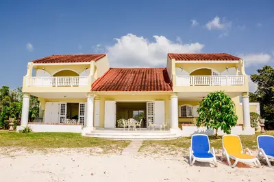 Image de Villa Negril Beach - vous ne pouvez pas acheter l'amour, mais vous pouvez louer le paradis!