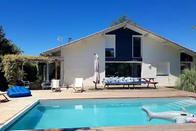 Image de Villa climatisée avec piscine chauffée à 500 mètres du bassin d'Arcachon