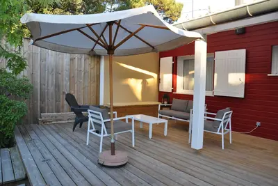 Image de Maison à deux pas du lac de Lacanau à Longarisse, accueille jusqu'à 8 personnes