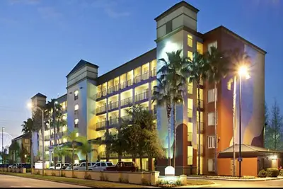 Image de Nouvel An semaine à Orlando Sunshine Resort (phase I) 2bdrm 2bath Villa12 / 29-1 / 3/20